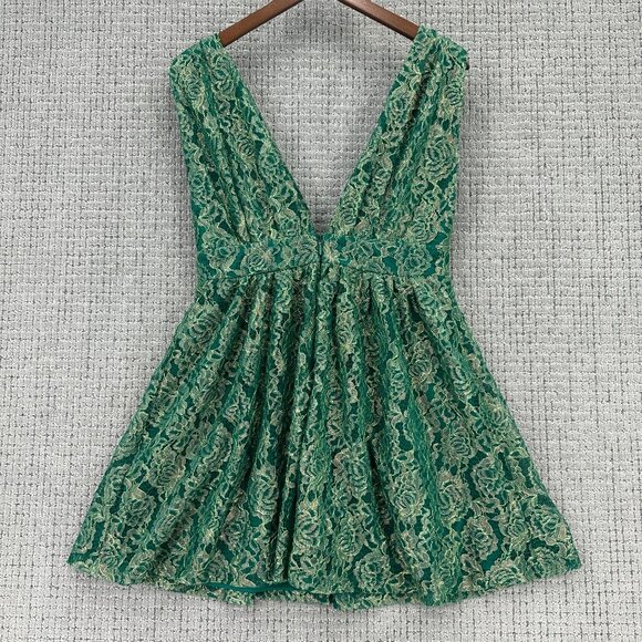 Lulus Mini Dress Womens Size Large Green Metallic Lace Skater Sleeveless - Picture 4 of 11